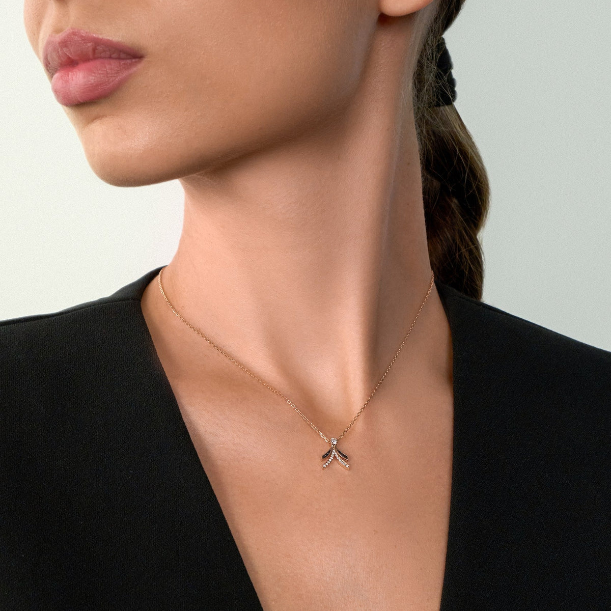 Nix natural diamond necklace