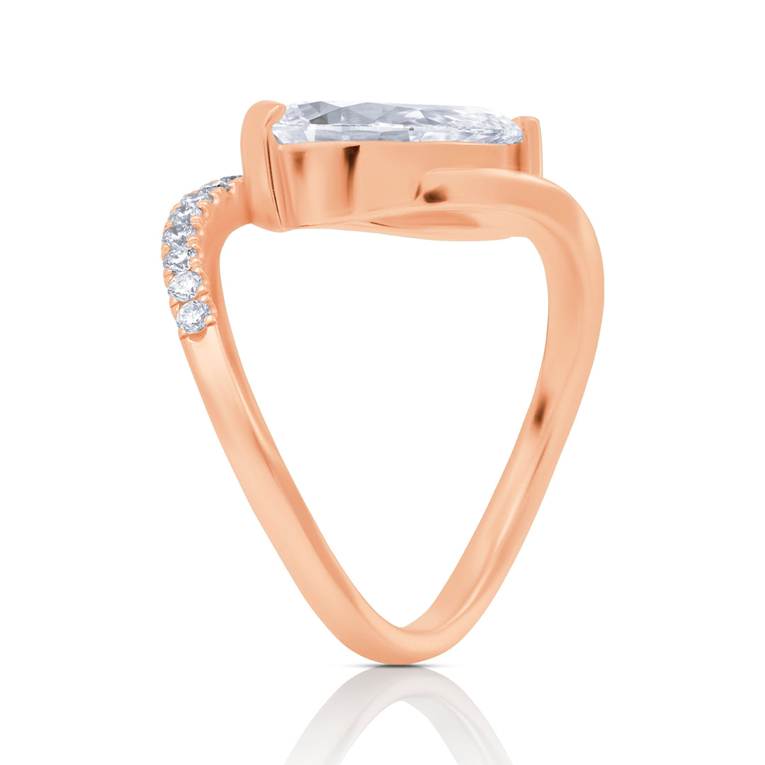Special Lab Diamond Ring Pear with Pave