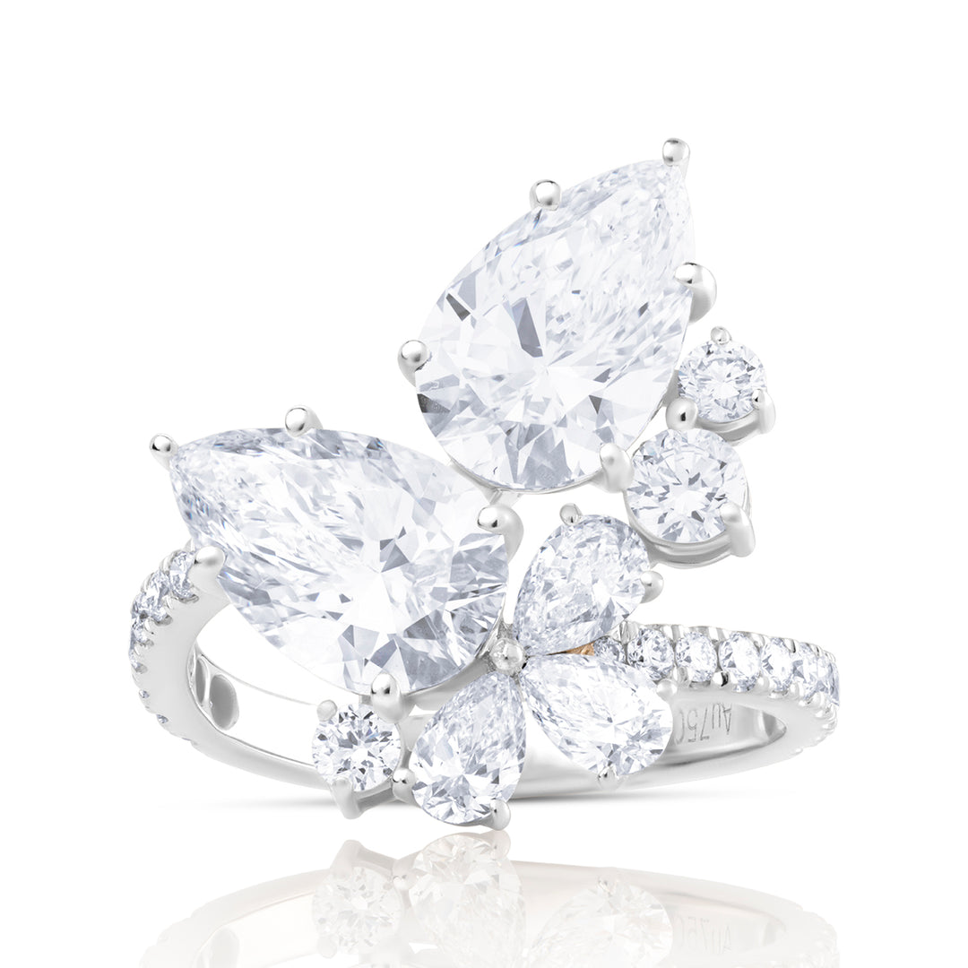 Special Lab Diamond Ring Pear and Round with Pave