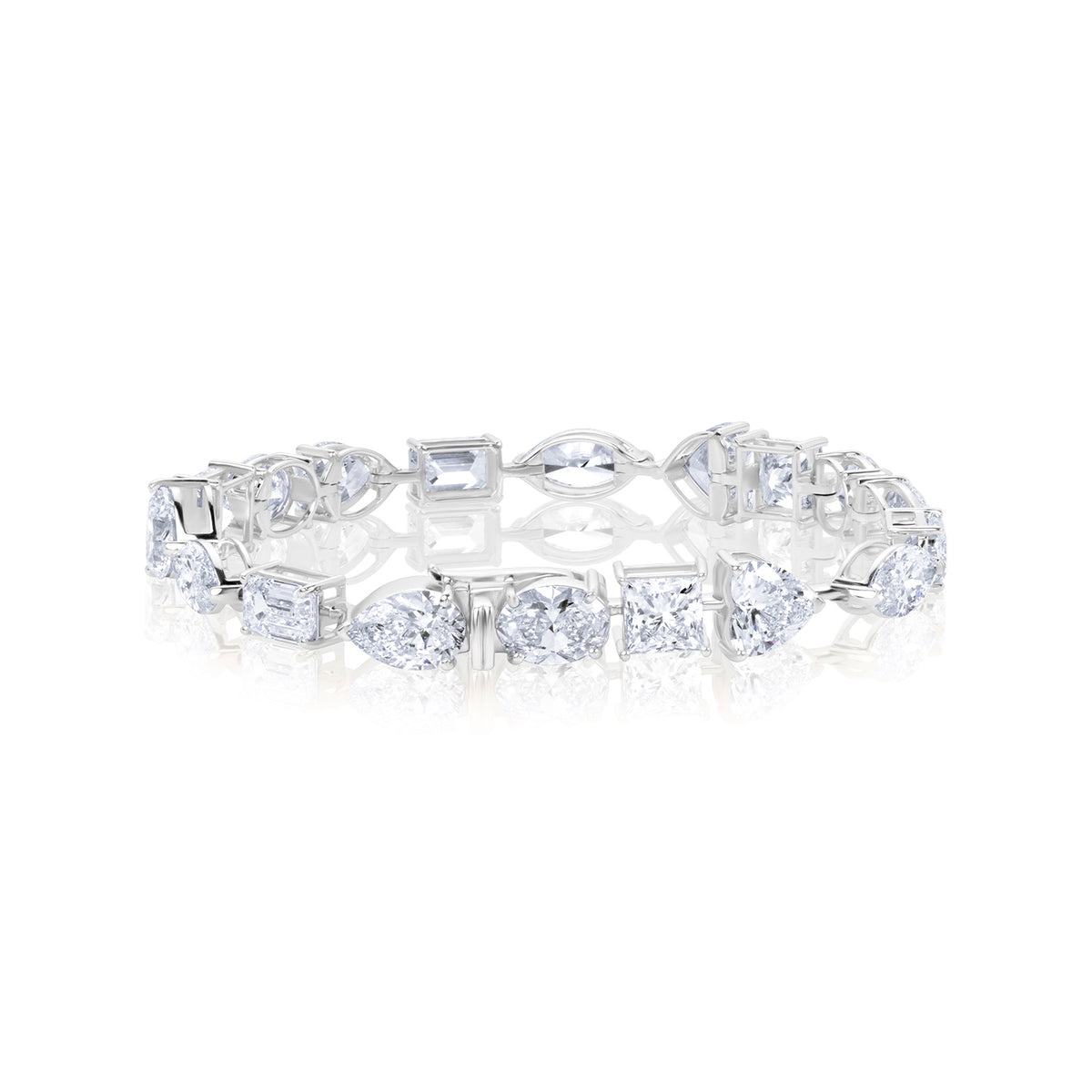 Tennis lab diamond bracelet multi shape