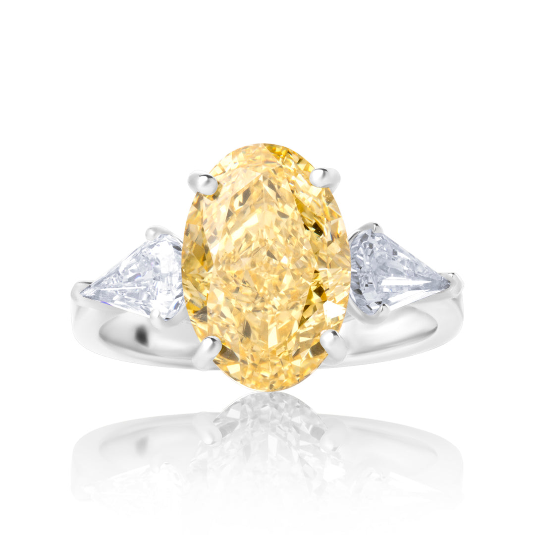 Three Stone Lab Diamond Ring Oval with Step Pear