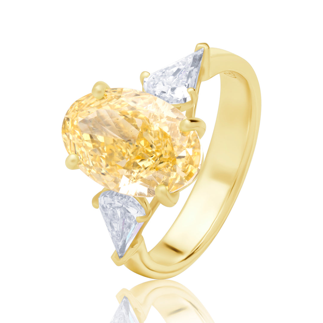 Three Stone Lab Diamond Ring Oval with Step Pear