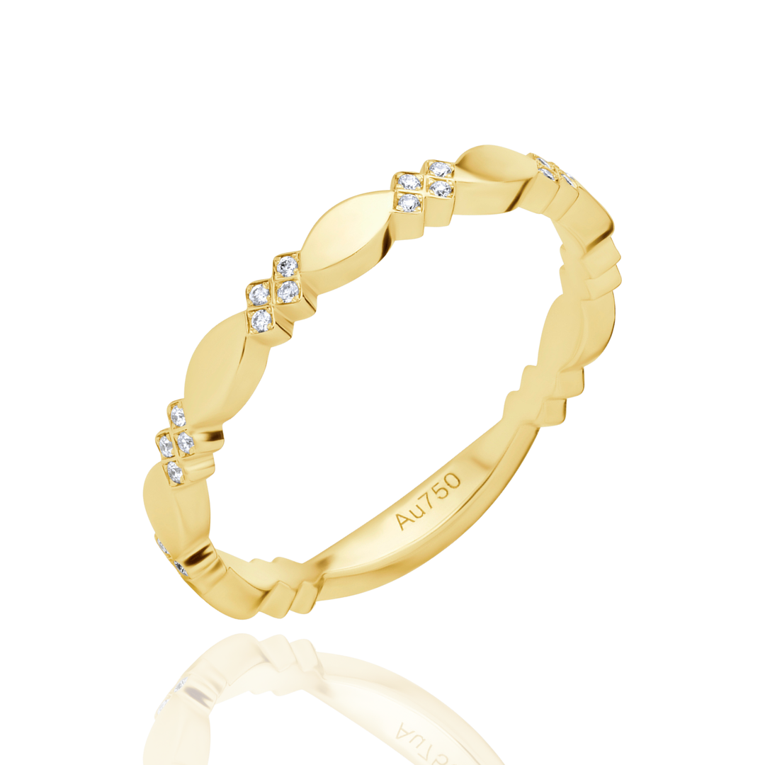 Lunéa Natural Diamond Band
