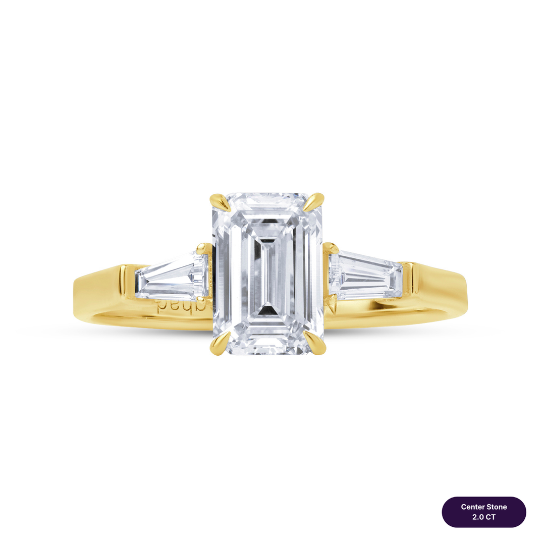 Three-Stones Lab Diamond Ring Emerald with Tapered