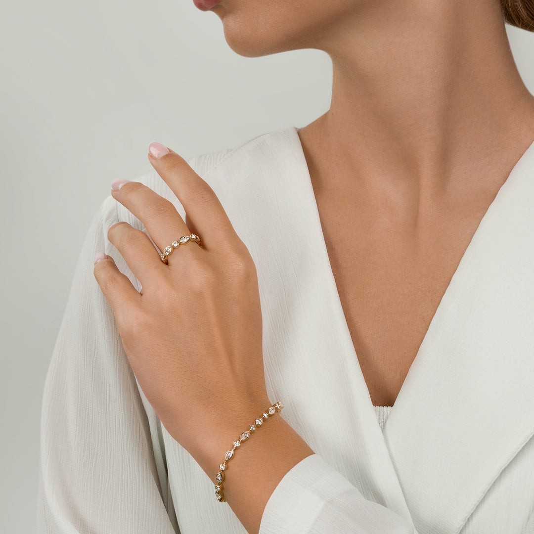 Special Lab Diamond Ring Marquise with Round