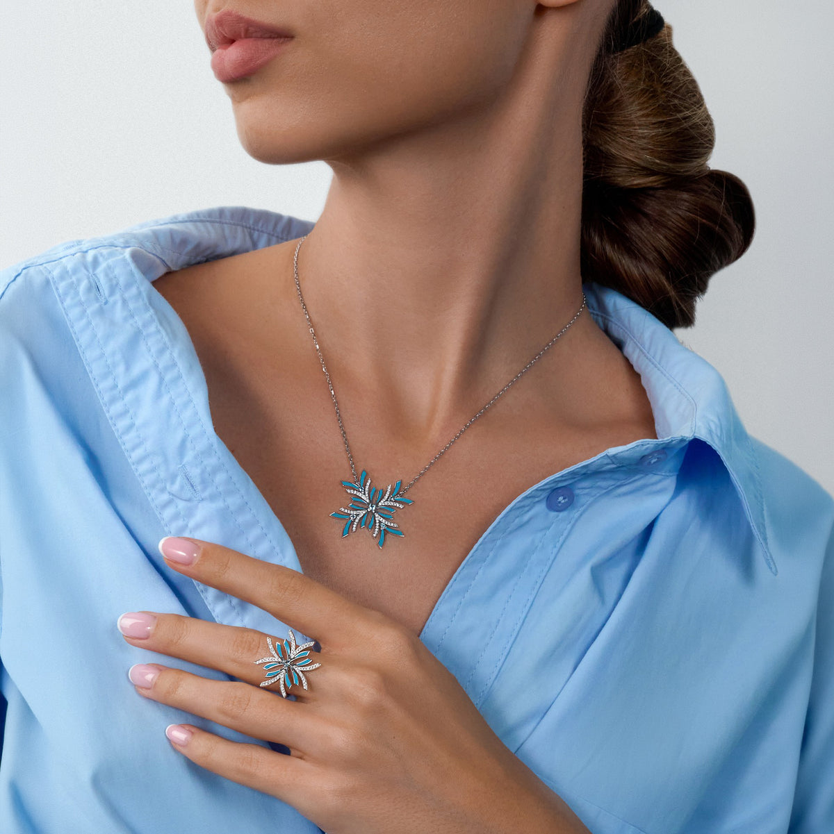 Nix natural diamond necklace   large pendant