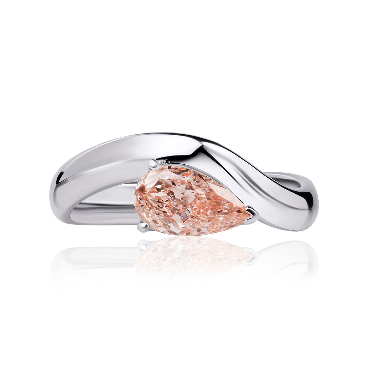 Pinky lab diamond ring fancy pink pear