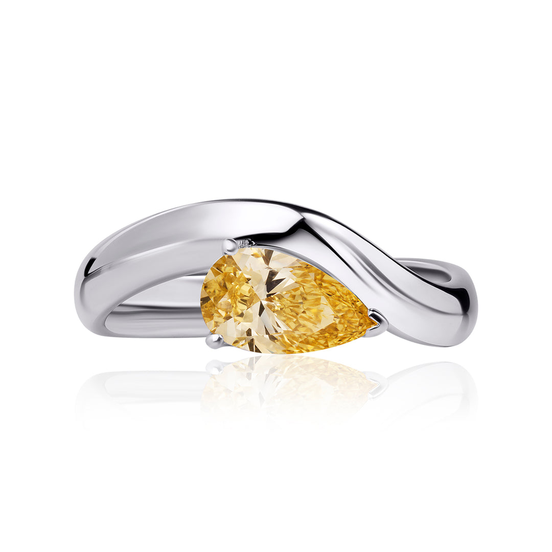 Pinky Lab Diamond Ring Fancy Yellow Pear