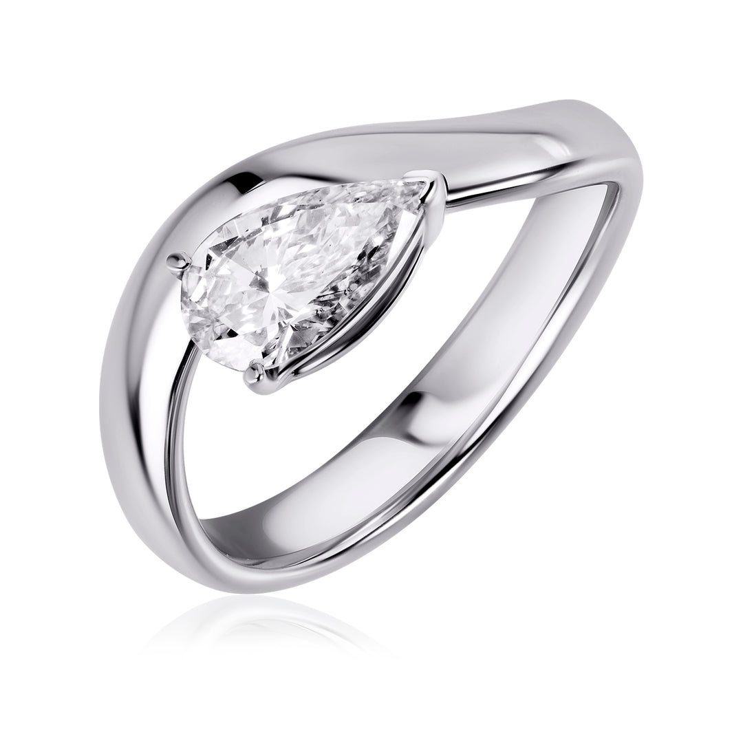 Pinky Lab Diamond Ring Pear