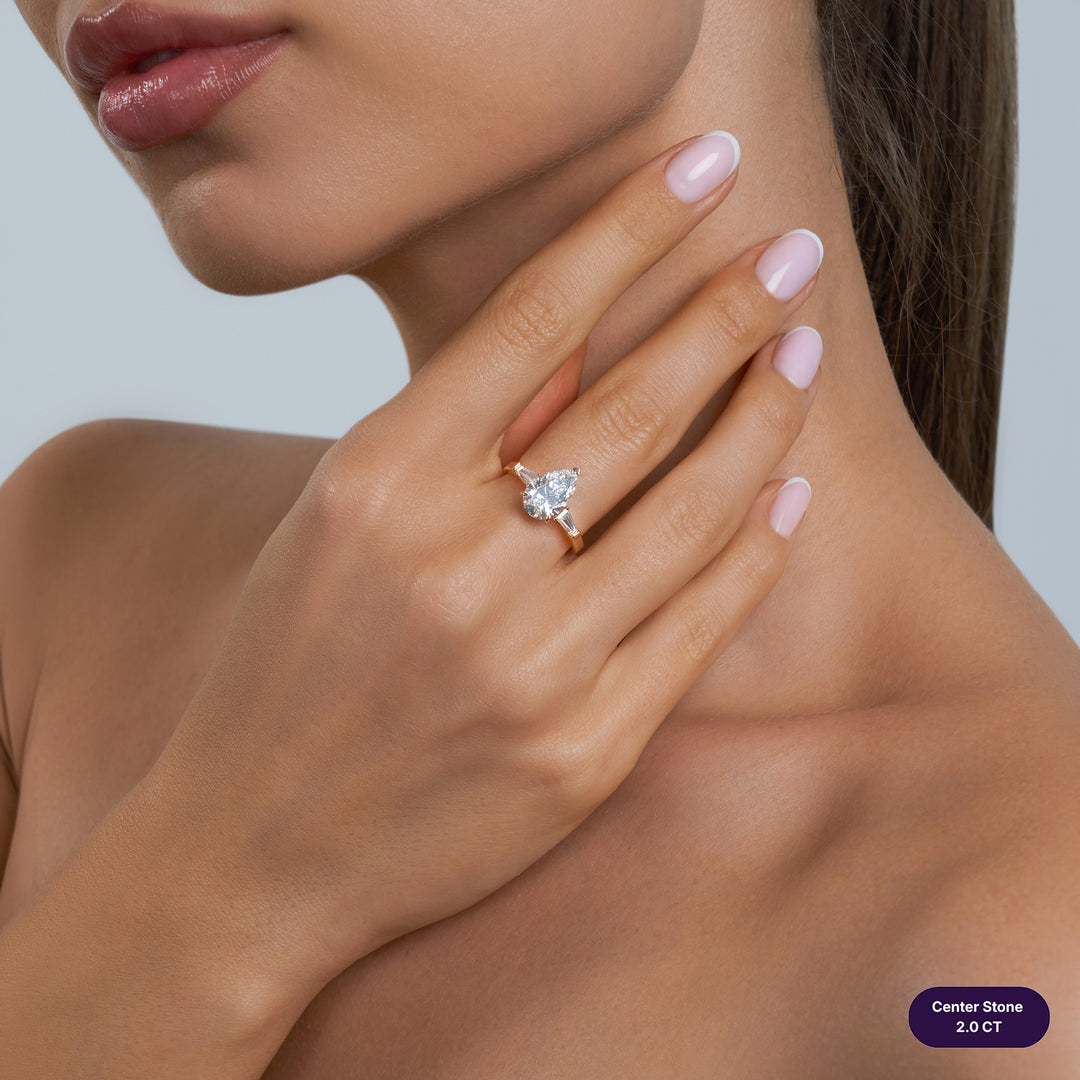 Three-Stones Lab Diamond Ring Pear with Tapered