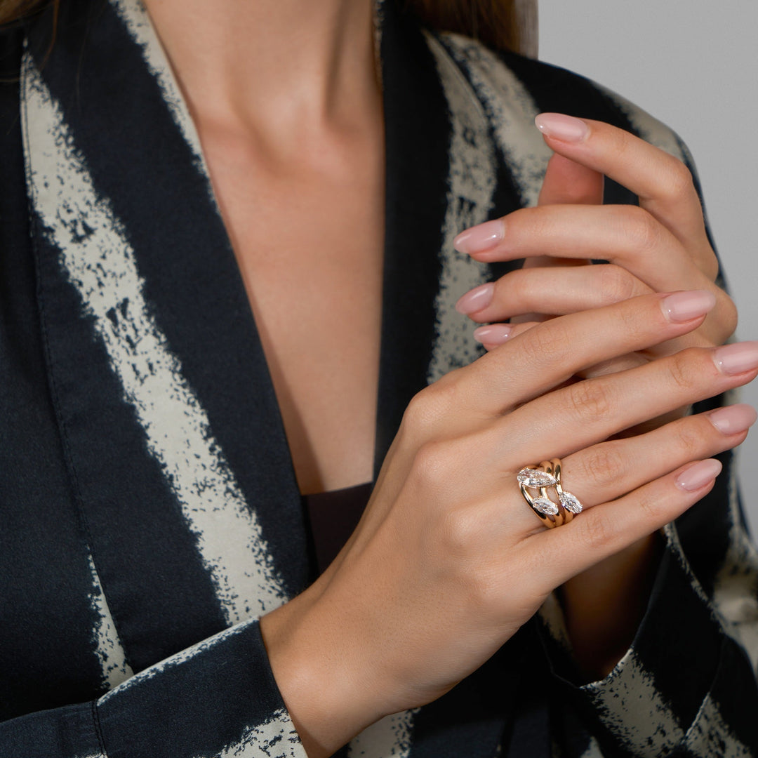 Special Lab Diamond Ring Long Pear with Moval