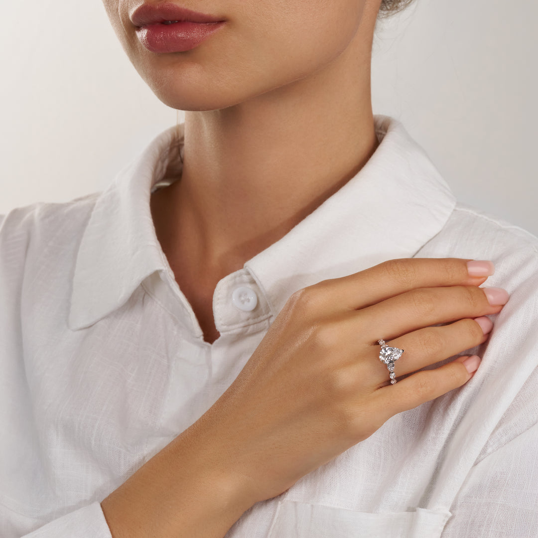 Special Lab Diamond Ring Pear with Marquise