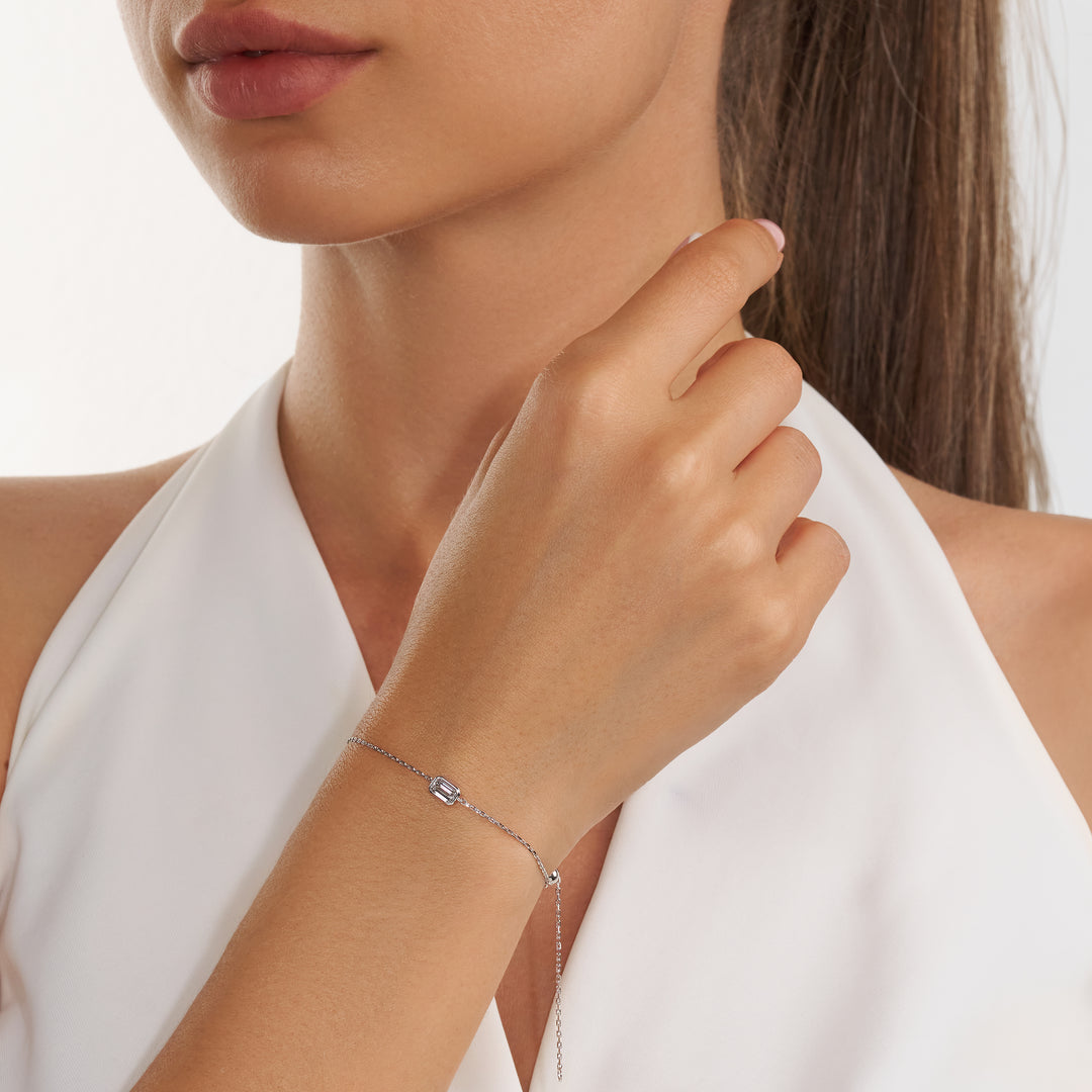Solitaire Lab Diamond Bracelet Bezel Setting Emerald
